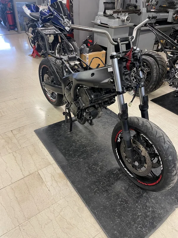 YAMAHA FAZER 1000 — AFTER — φωτογραφία 13 από 13