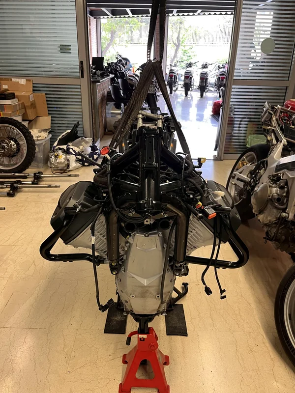 MOTO GUZZI STELVIO 1200 — BEFORE — φωτογραφία 1 από 9